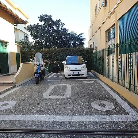 Fantastico Centrale Con Parcheggio Privato * Sanremo